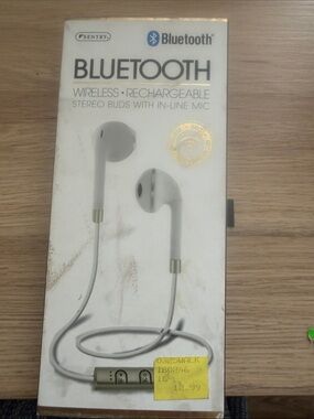 Entry BT877 Wireless Earbuds - White with Gold Accents